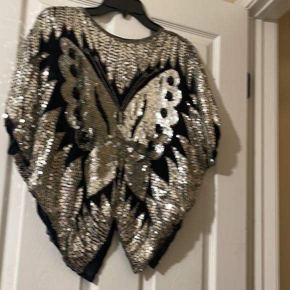 Vintage sequin butterfly top - Picture 5 of 7